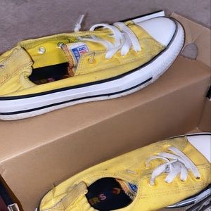 Yellow converse